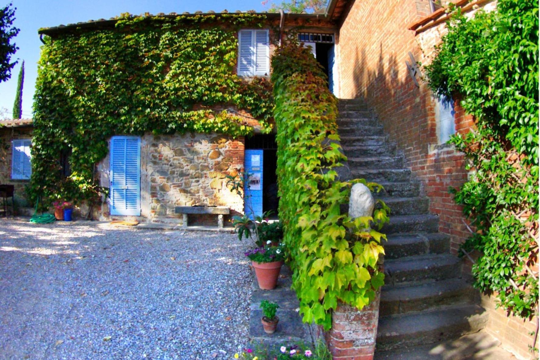 Agriturismo Fattoria Santa Vittoria Pozzo  外观 照片