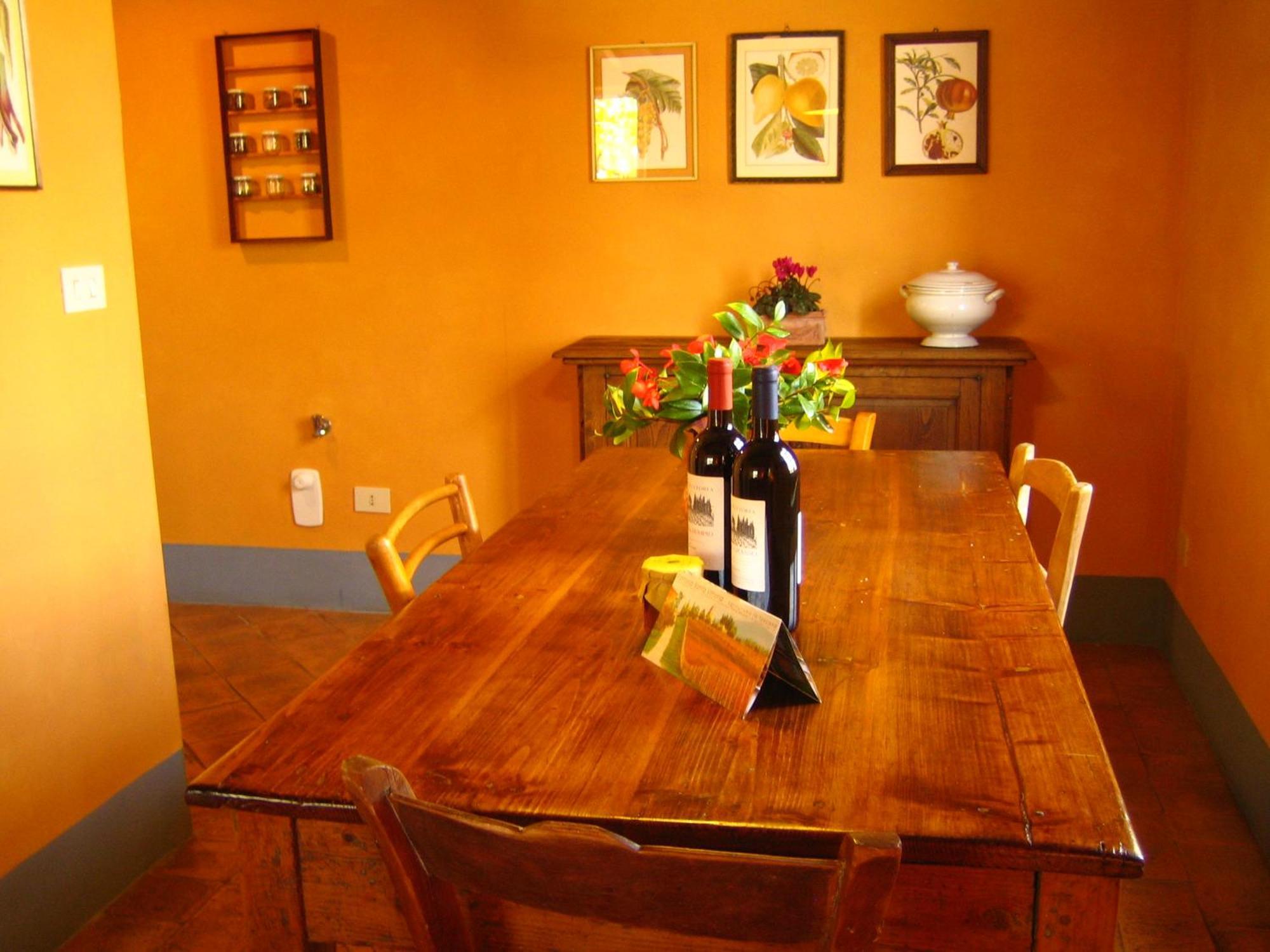 Agriturismo Fattoria Santa Vittoria Pozzo  外观 照片