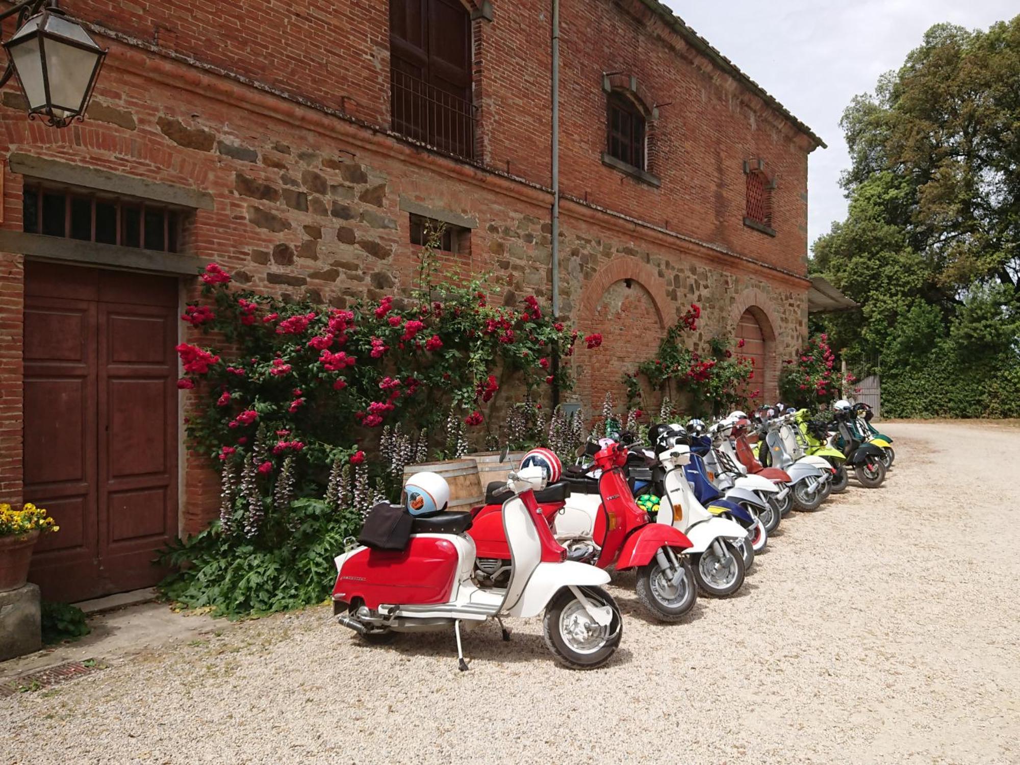 Agriturismo Fattoria Santa Vittoria Pozzo  外观 照片