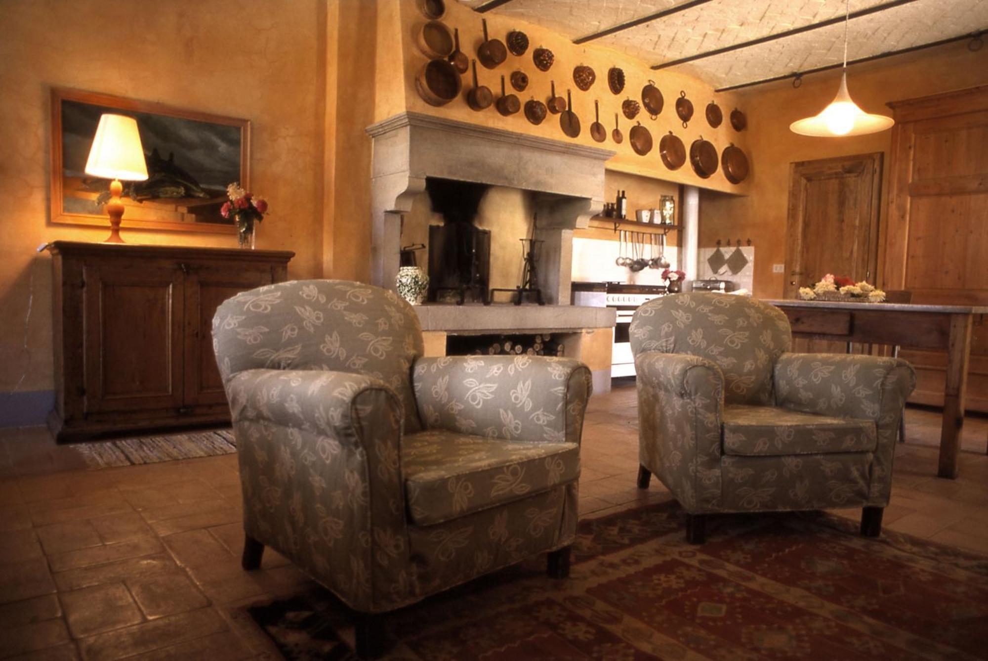 Agriturismo Fattoria Santa Vittoria Pozzo  外观 照片