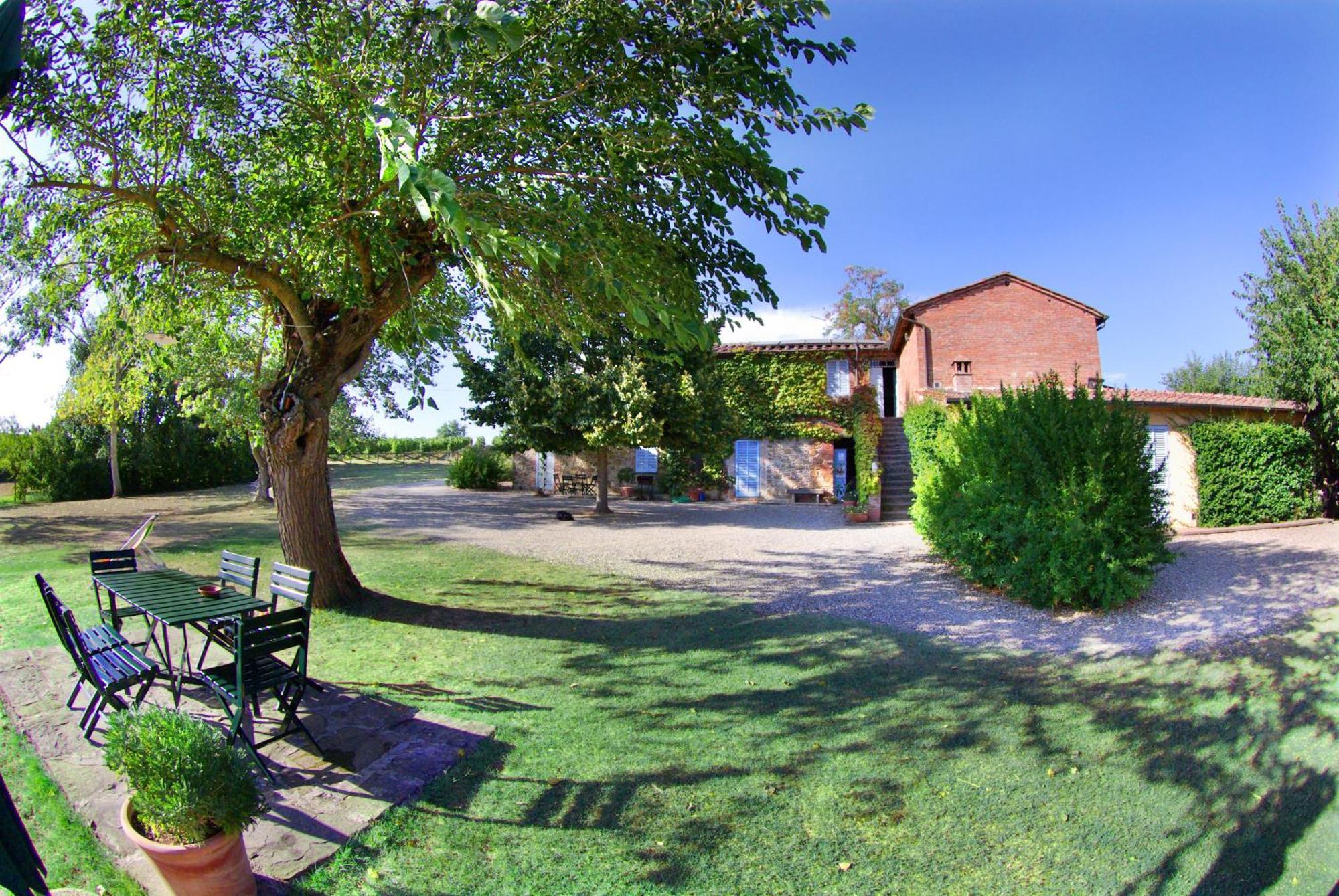 Agriturismo Fattoria Santa Vittoria Pozzo  外观 照片
